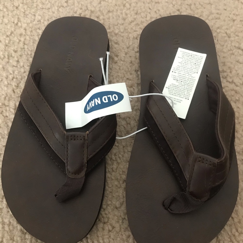 Old navy flipflops